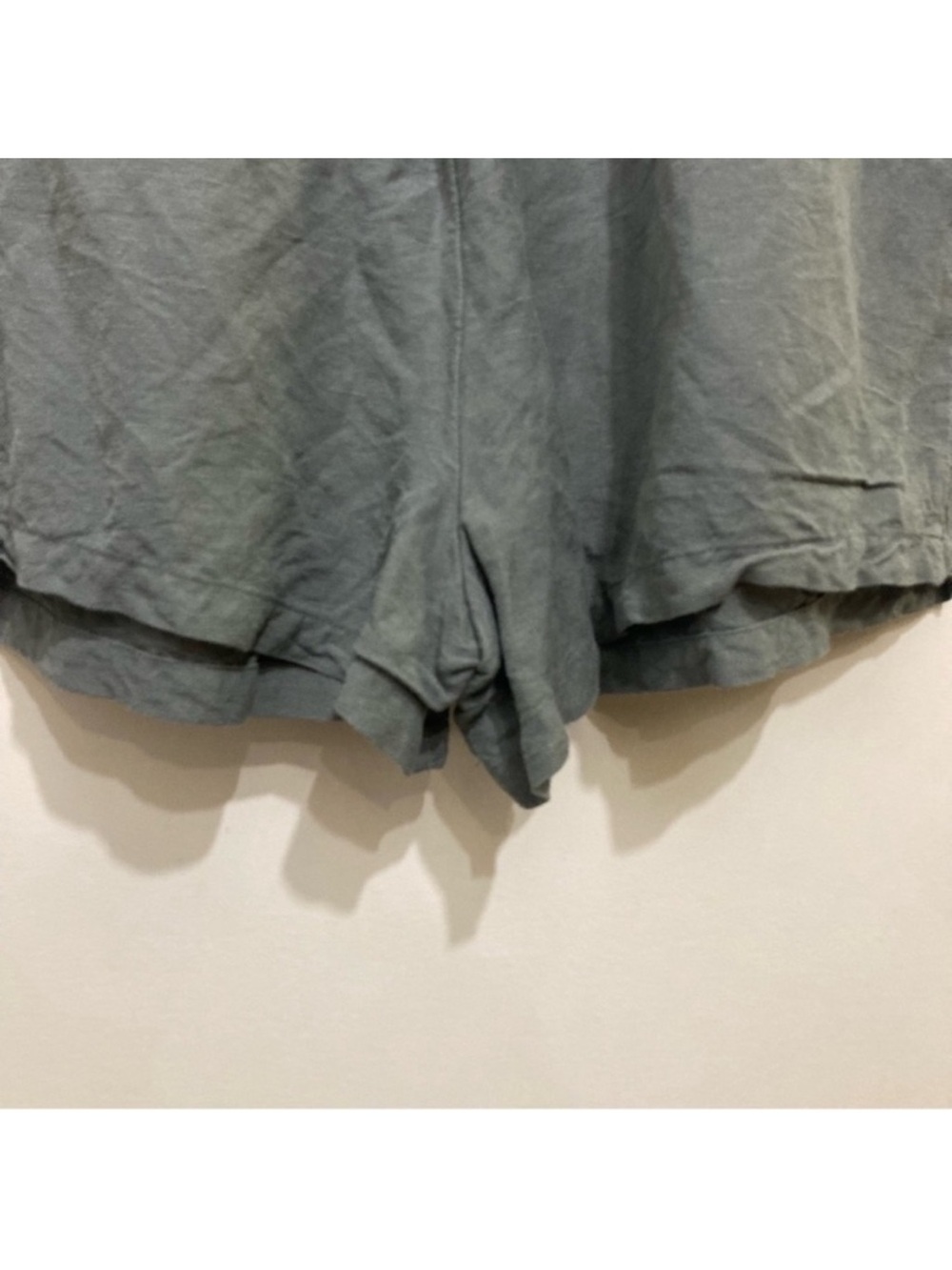 Dynamite Linen Shorts Size Small Pull-On Muted Olive Green Pockets Elastic - Picture 4 of 8